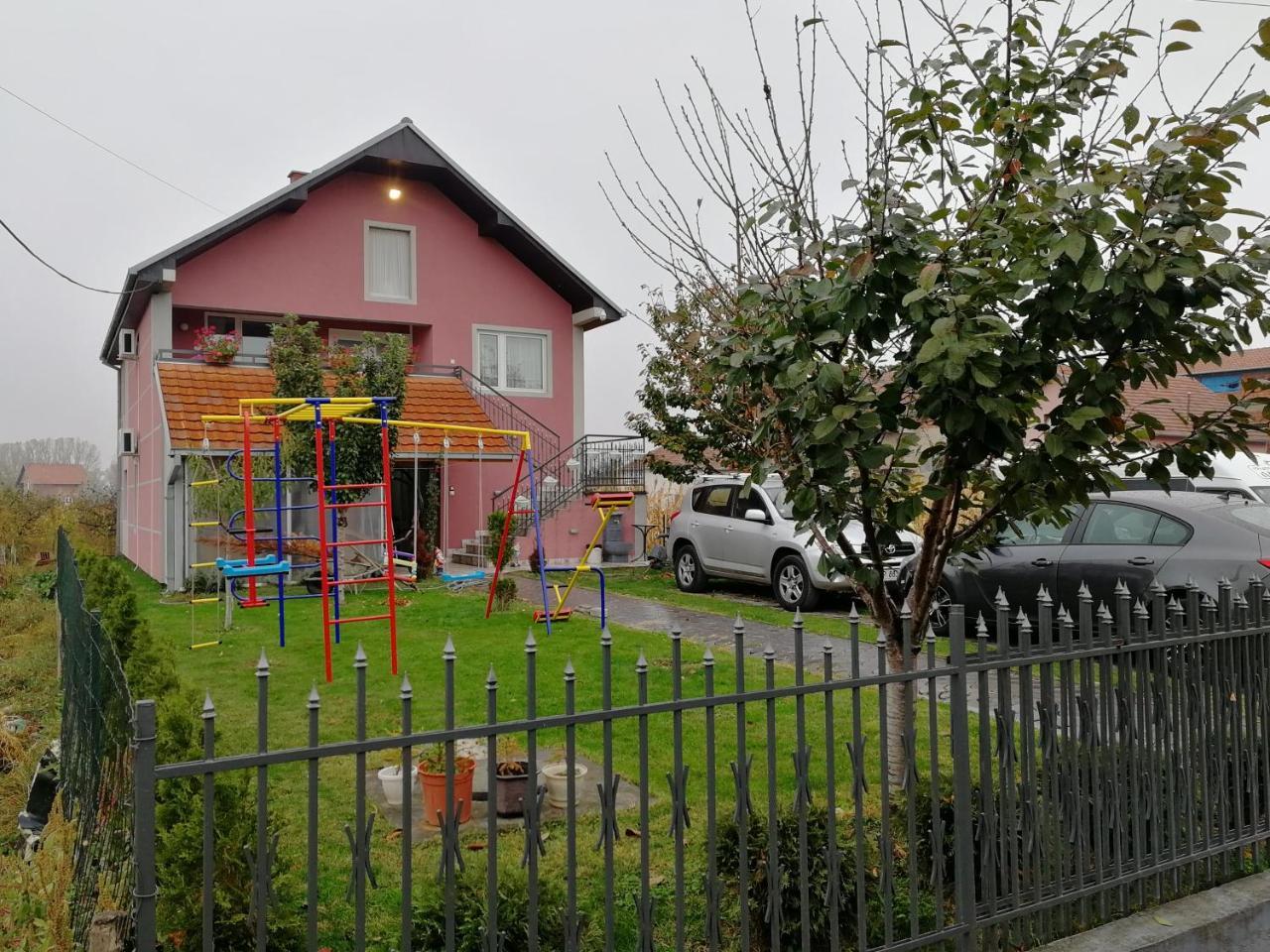 Ni Apartments "Predah Kod Baraca" מראה חיצוני תמונה